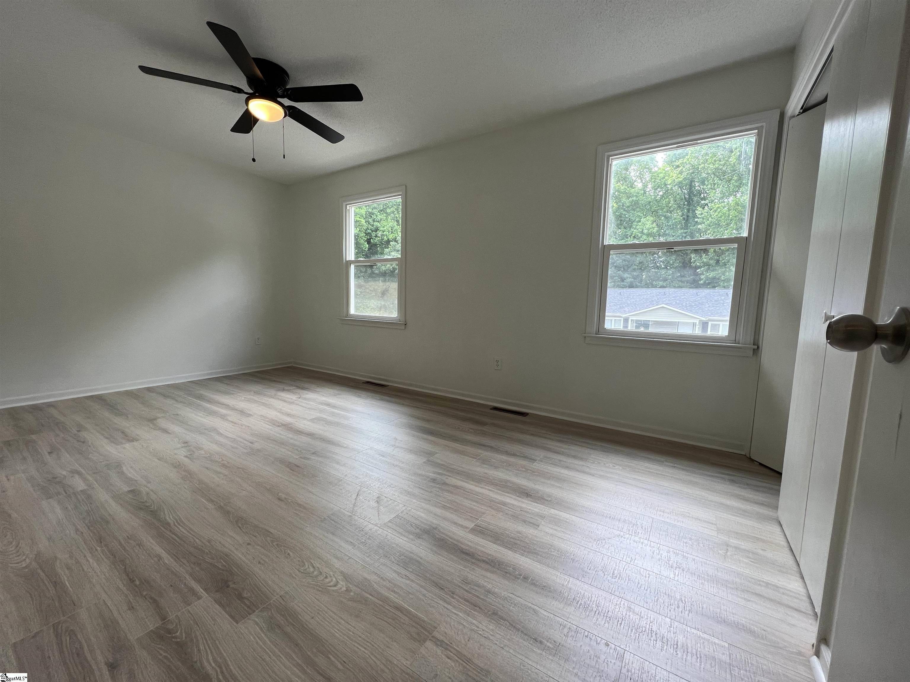 Taylors, SC 29687,4909 Old Spartanburg Road