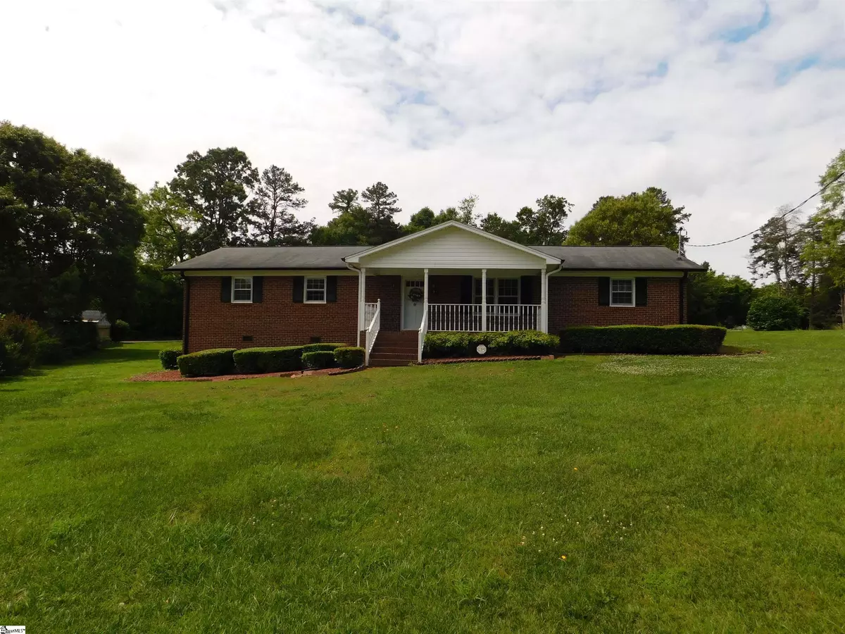 Wellford, SC 29385,21 Charles Drive