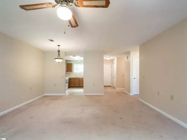 Greenville, SC 29615-5323,207 Lakeside Circle