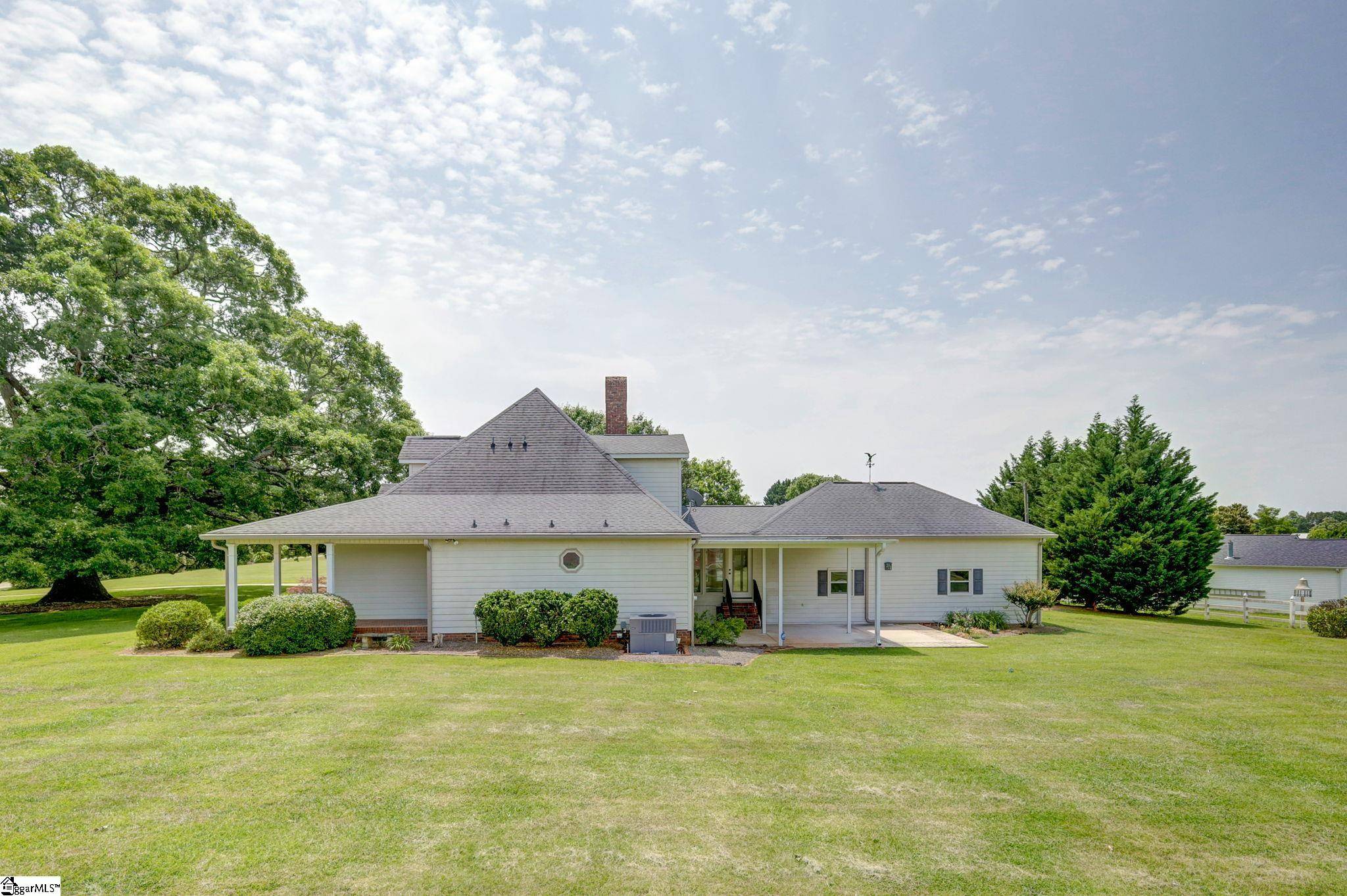 Taylors, SC 29687,2835 Locust Hill Road