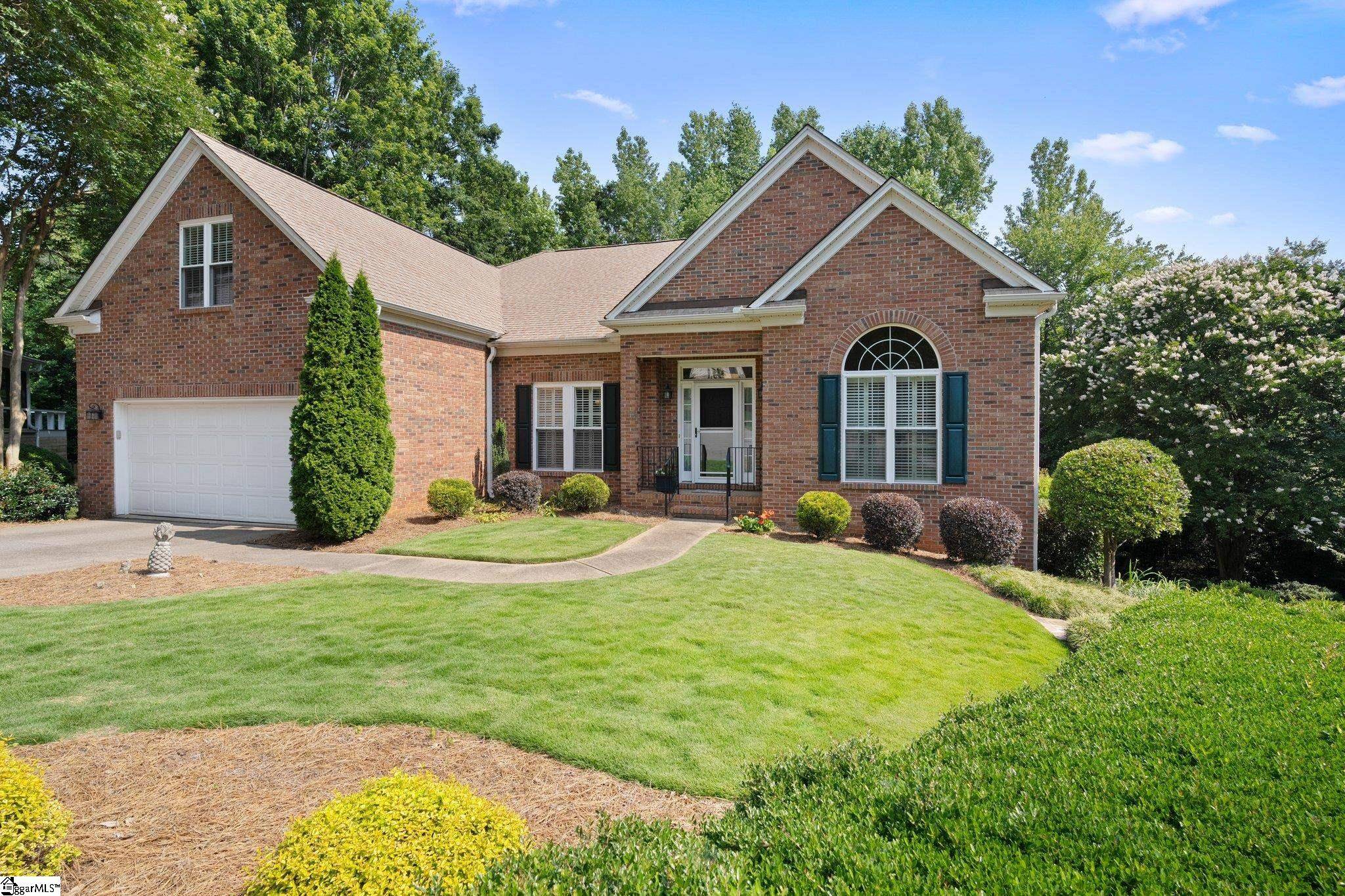 25 Bentley Way, Greer, SC 29650