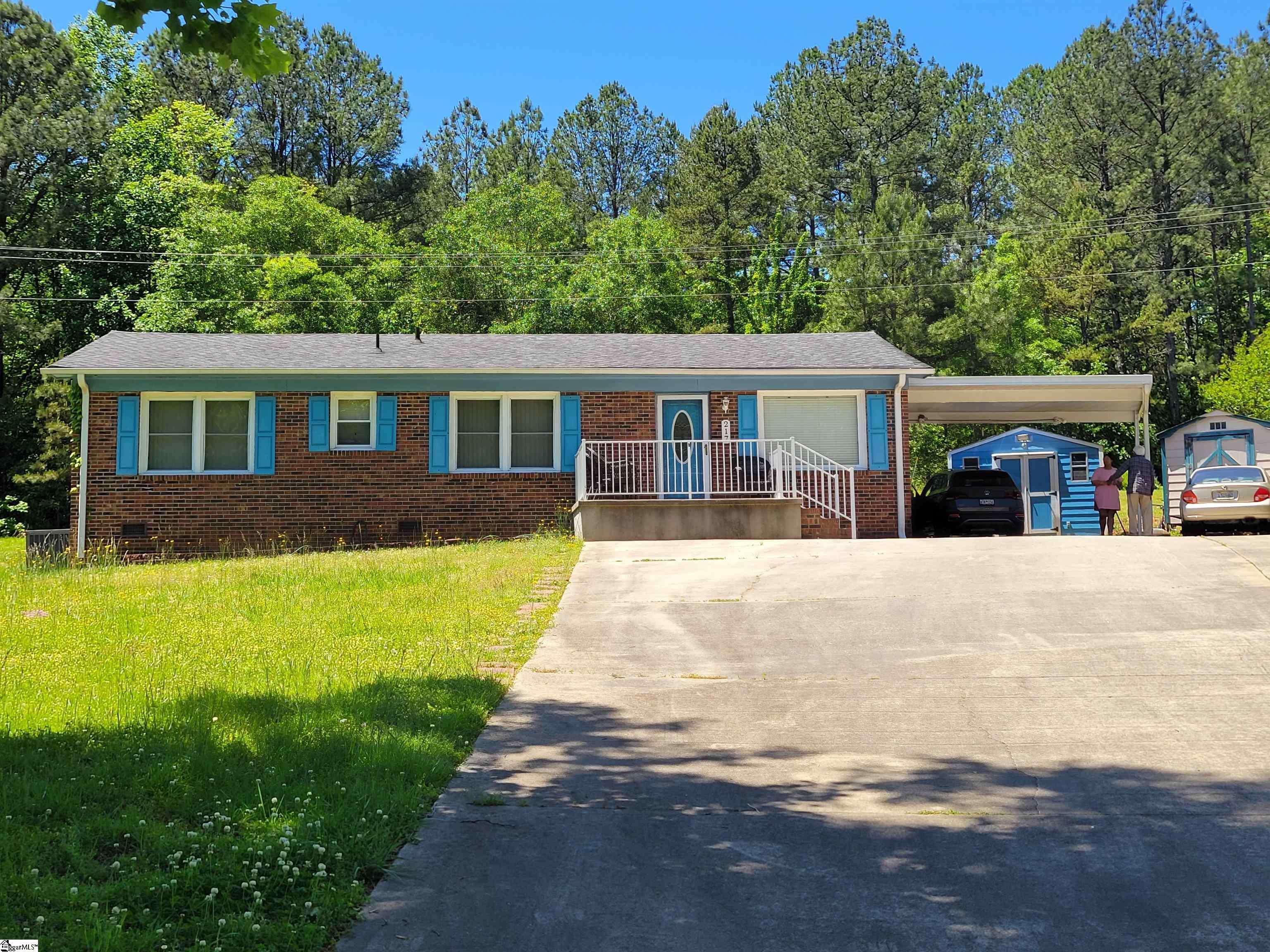 217 lincoln Drive, Gaffney, SC 29341-1144