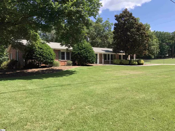 Anderson, SC 29621,1005 Pinecroft Drive