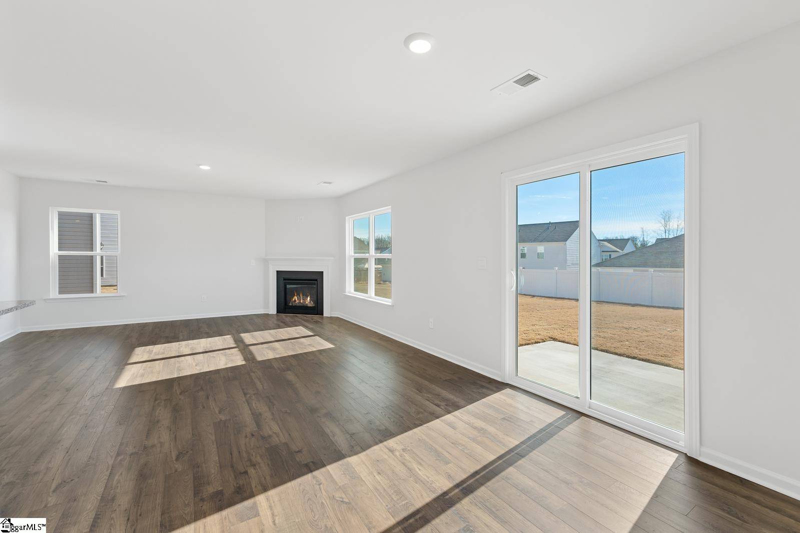 Roebuck, SC 29369,1421 Trotting Avenue