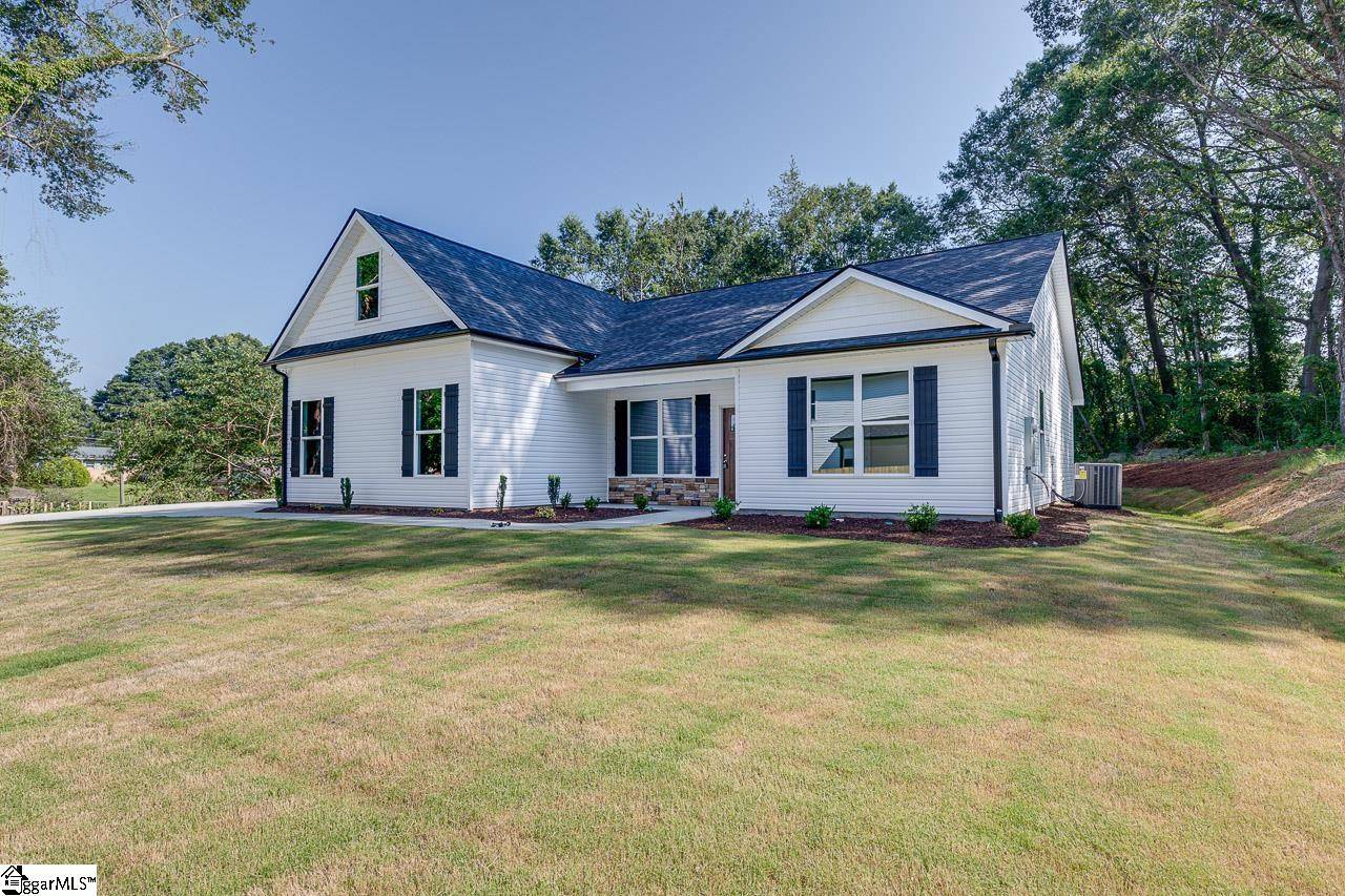 Greenville, SC 29617,10 Suffolk Drive