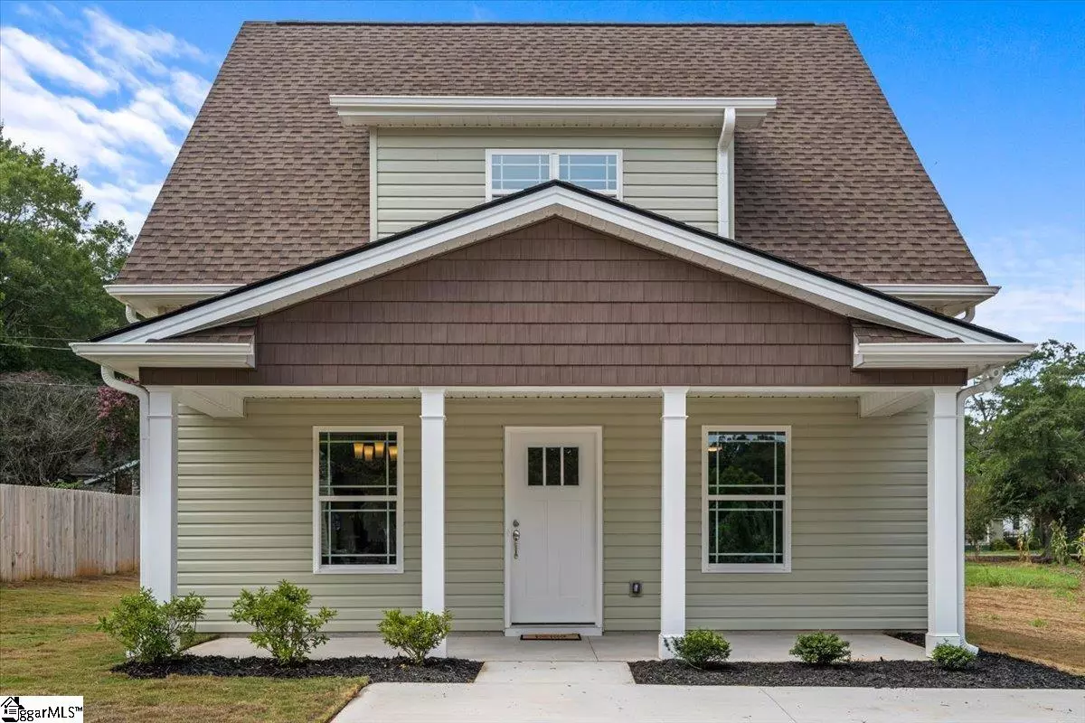 Williamston, SC 29697,7 W 1st Street