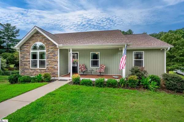 205 Forest Avenue, Landrum, SC 29356