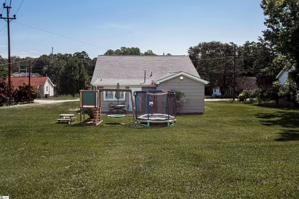 Liberty, SC 29657,104 E Beattie Street