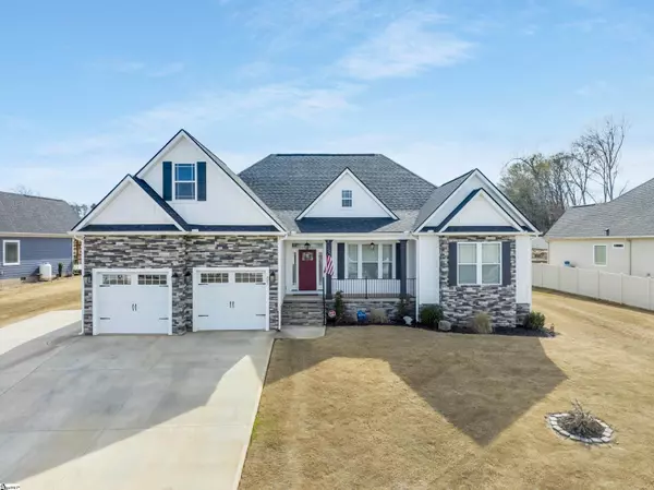 227 Lake Lyman Heights, Lyman, SC 29365