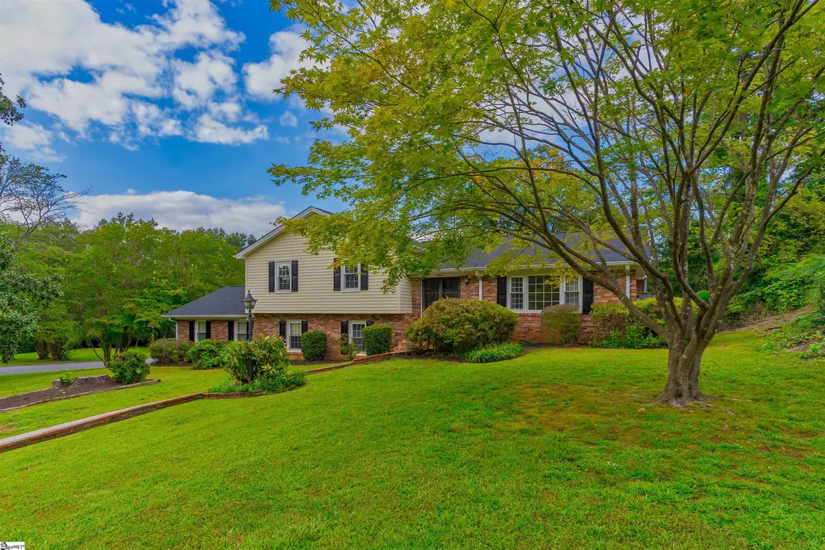 Greenville, SC 29615,16 New Castle Way