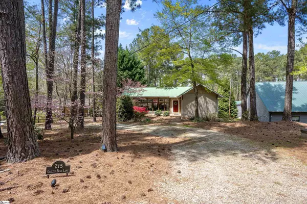 Hartwell, GA 30643,215 Grizzly Bear Lane