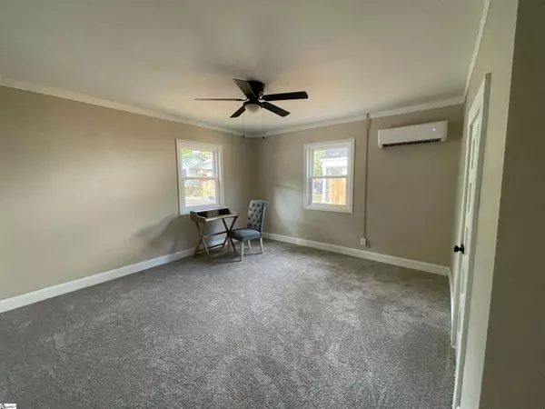 Clinton, SC 29325,103 Locust Street