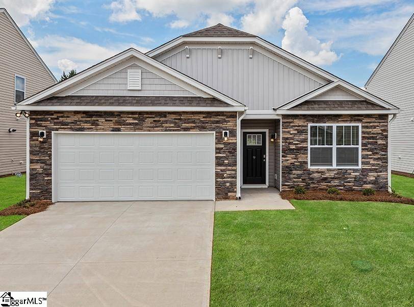521 Gammon Lane, Fountain Inn, SC 29644