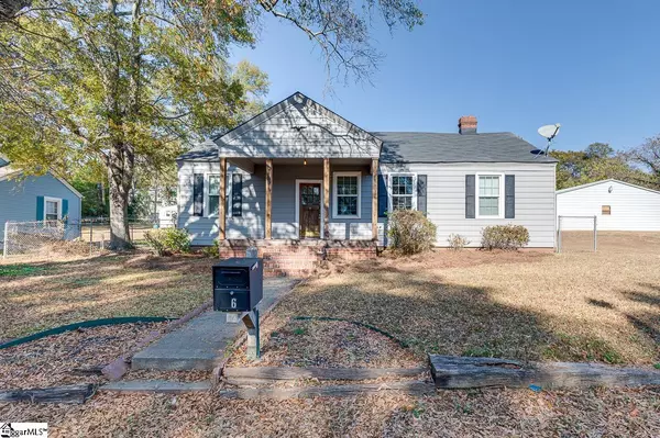 6 Center Street, Taylors, SC 29687