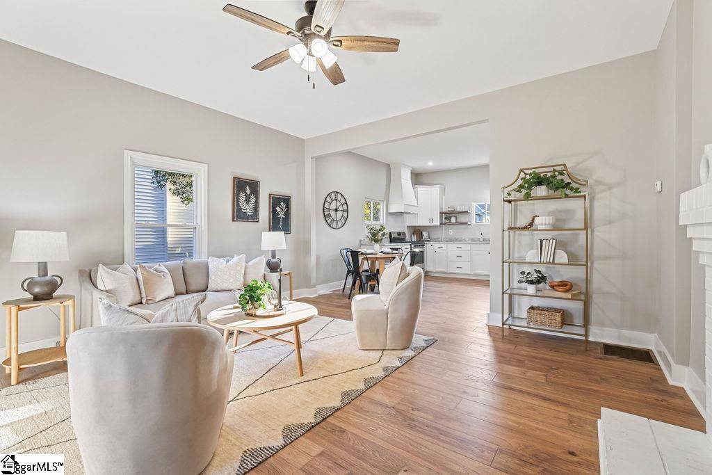Greenville, SC 29605,21 Taylor Street