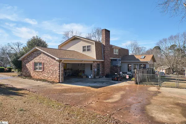 Mauldin, SC 29662,104 Willowbrook Lane