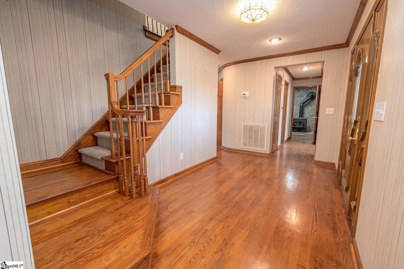 Easley, SC 29640,182 Ridge Point Road