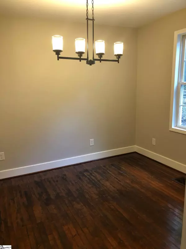 Spartanburg, SC 29303,137 S Cleveland Street