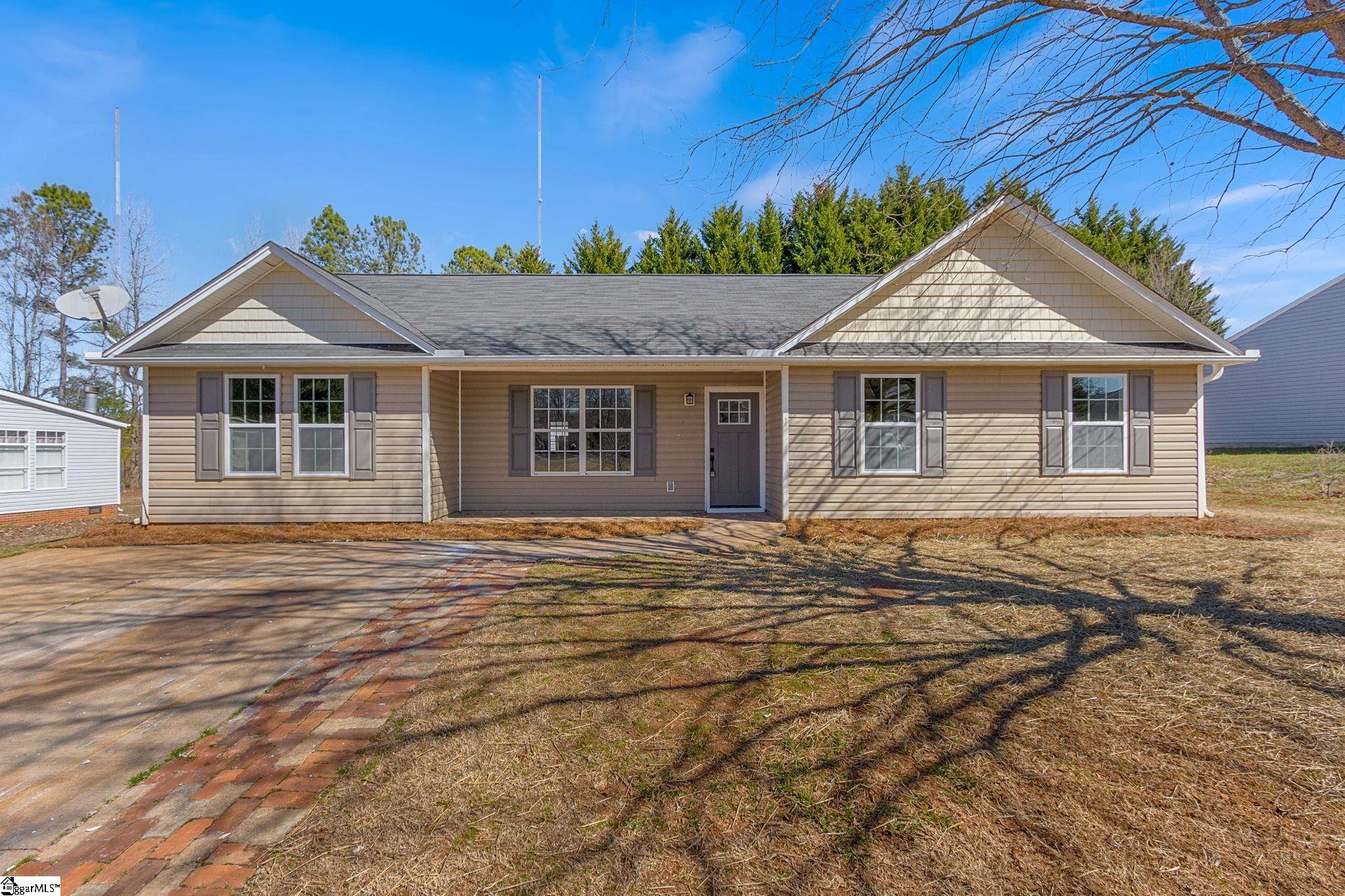 144 Falcon Ridge Drive, Boiling Springs, SC 29316
