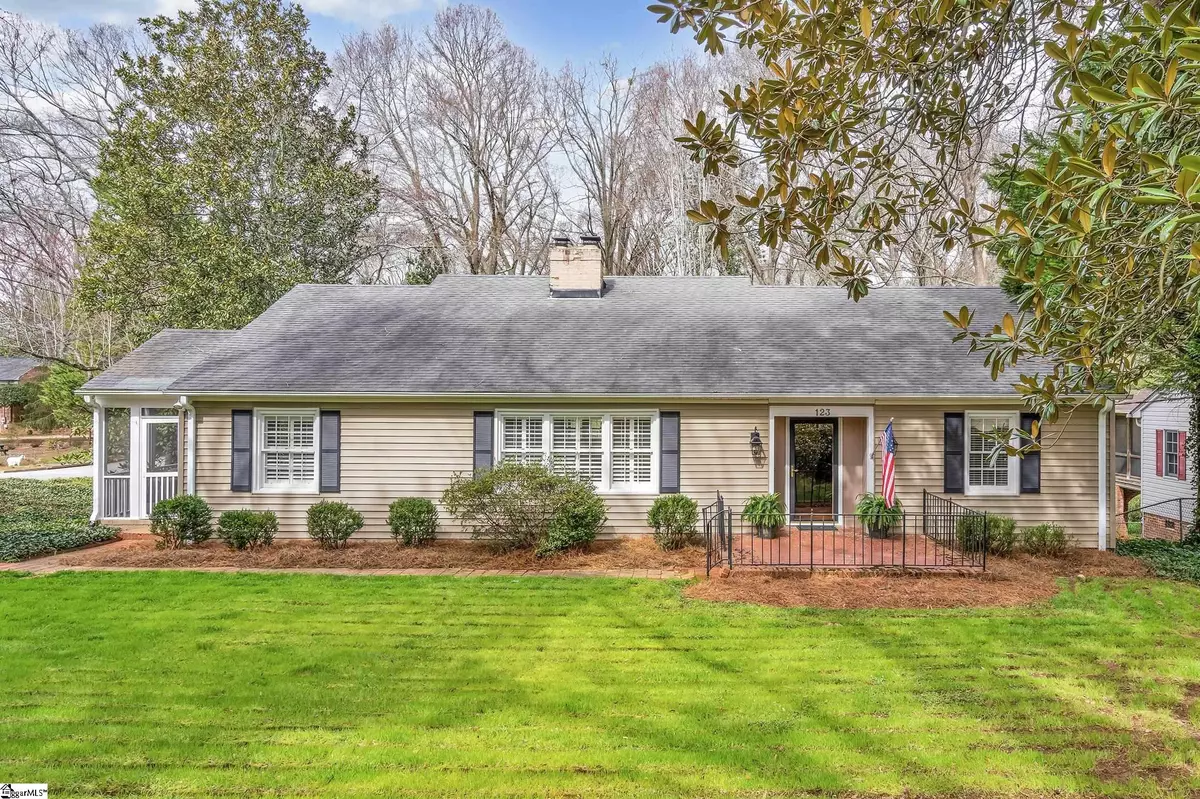 Greenville, SC 29601,123 Woodland Way