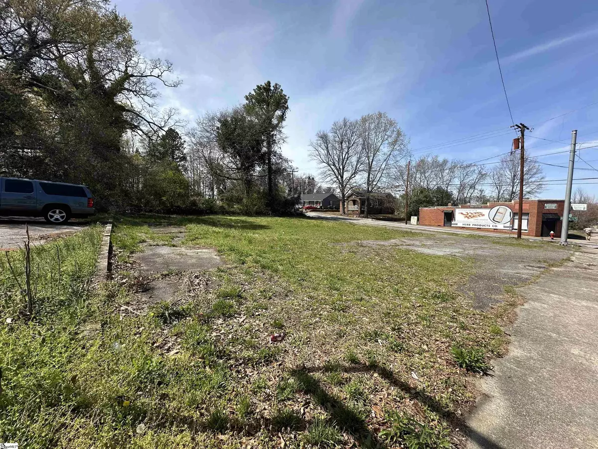 Anderson, SC 29621,1002 S Main Street