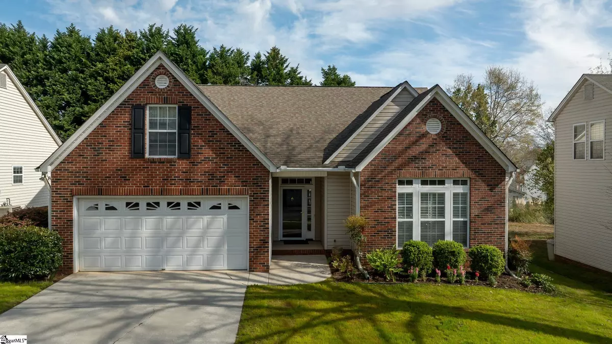 Simpsonville, SC 29681,305 Cresthaven Place