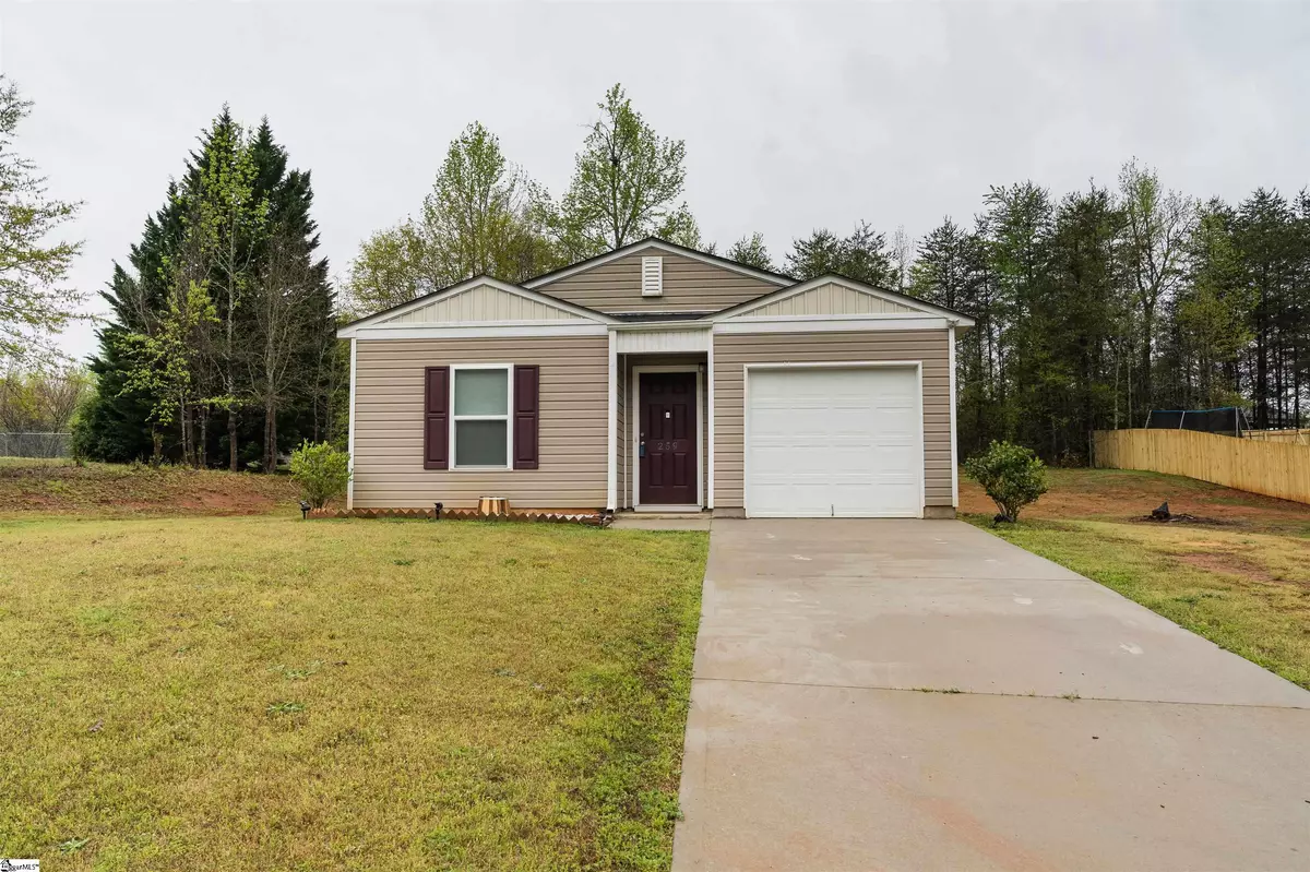 Inman, SC 29349,259 Golden Leaf Lane