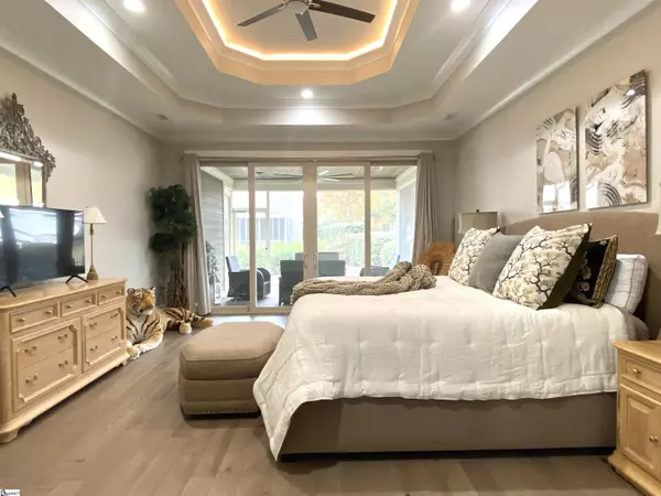 Simpsonville, SC 29681-3527,2 Worthington Court