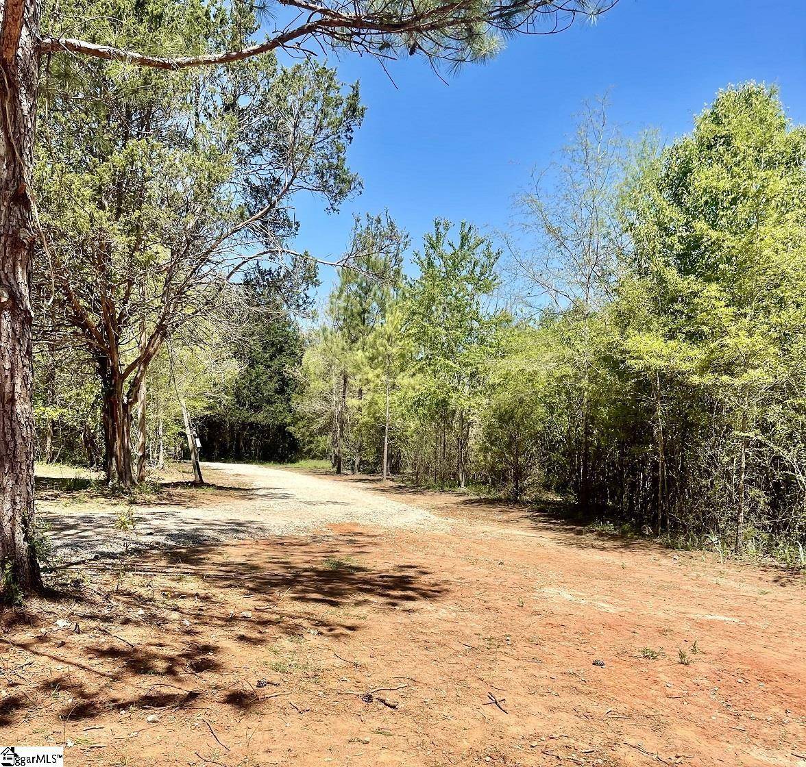 Ninety Six, SC 29666,612 McKenzie Road