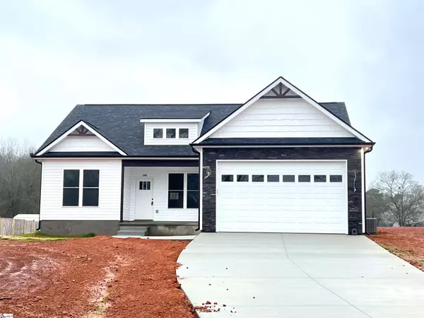 148 Clyde Arnold Road, Starr, SC 29684