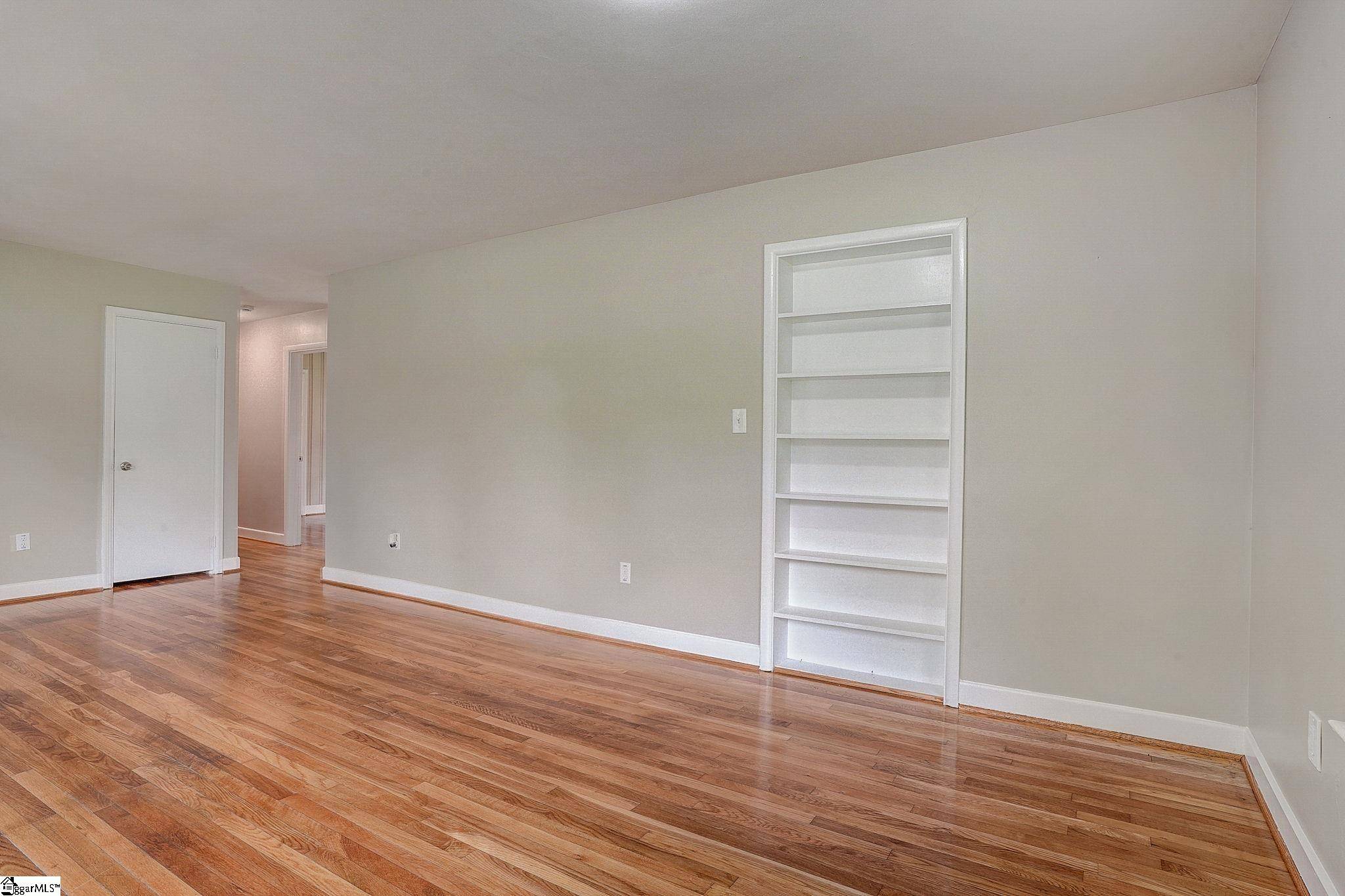 Spartanburg, SC 29302,118 Continental Drive