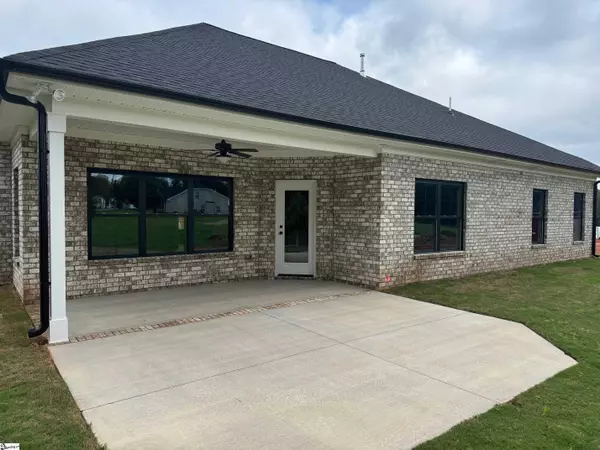 Taylors, SC 29687,100 Willett Trail
