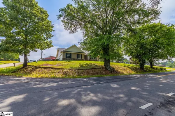 313 Midland Drive,  Easley,  SC 29640