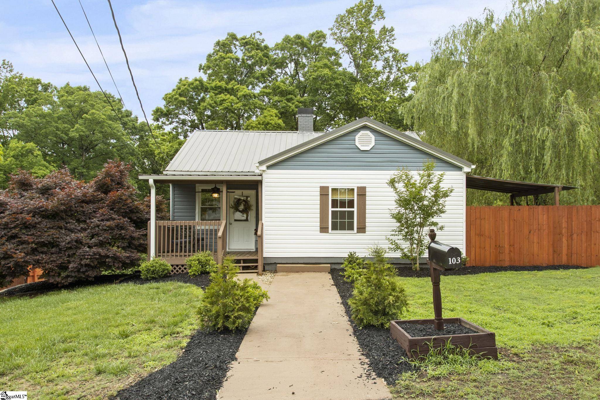 103 Arlington Avenue, Easley, SC 29640