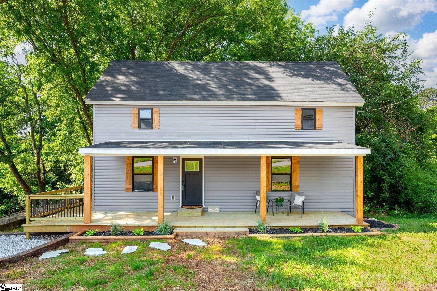Pelzer, SC 29669,12 Front Street