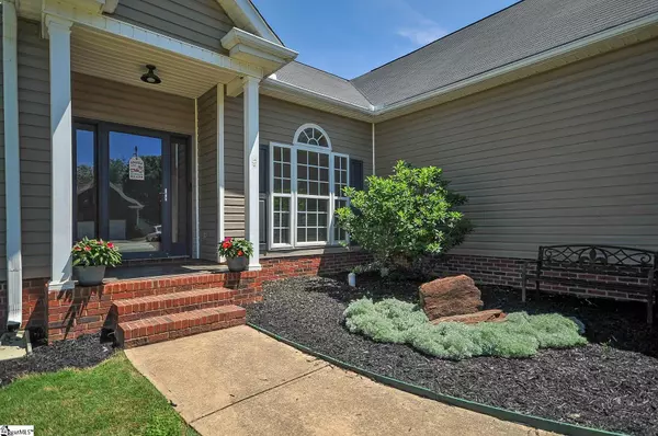 Simpsonville, SC 29680,6 Ladybird Court