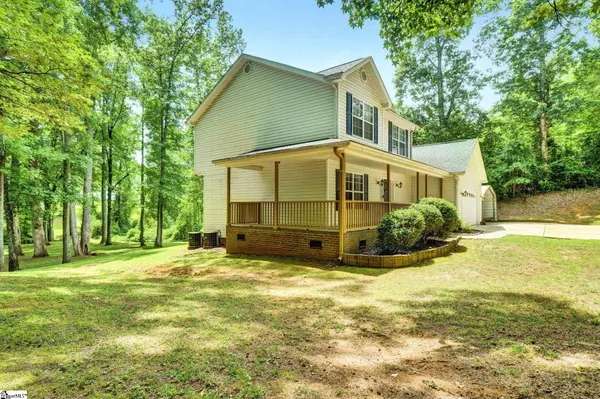 Taylors, SC 29687,9 Mockernut Court