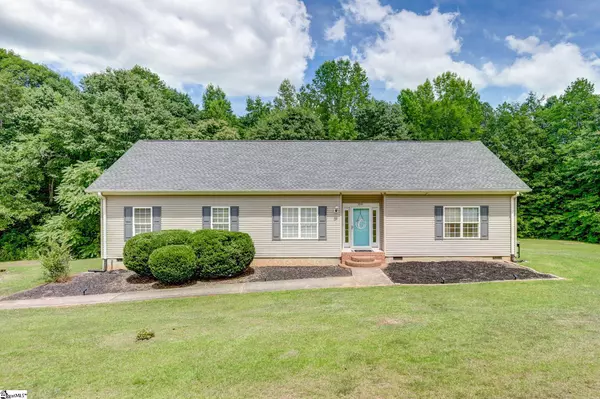 3241 Price House Road, Woodruff, SC 29388