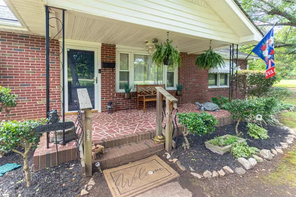 625 NAZARETH CHURCH Road, Moore, SC 29369