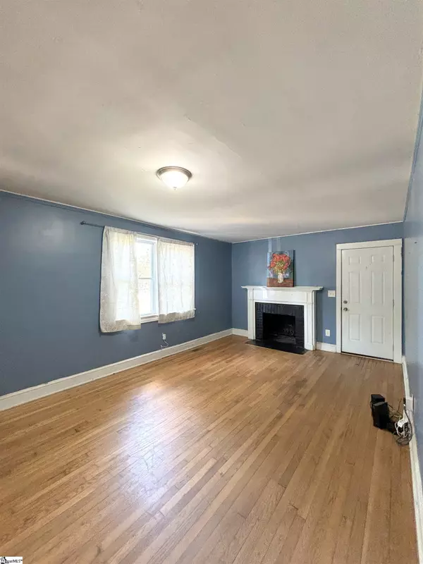 Greenville, SC 29605,20 Milton Drive