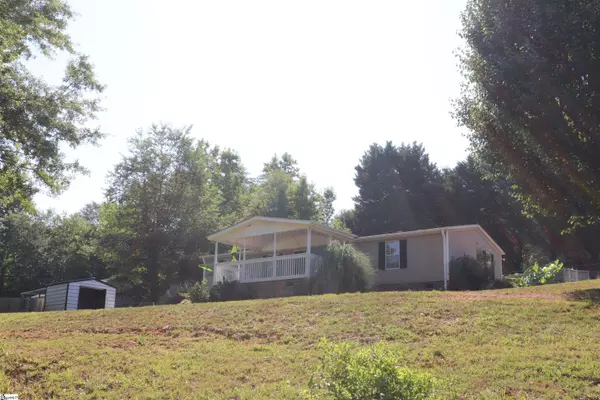 Easley, SC 29640,101 BEAVER POND Court