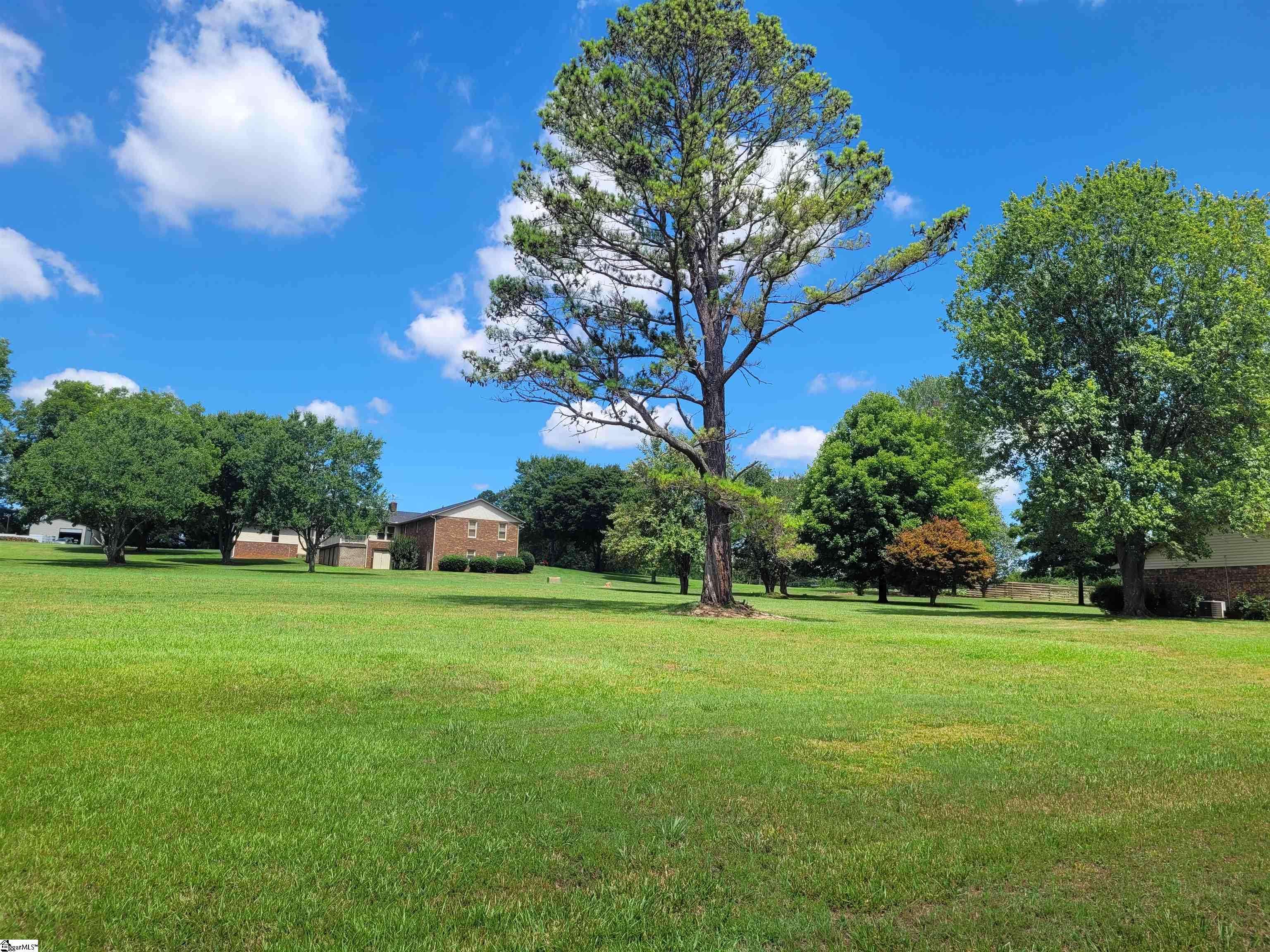 102 Huntington Drive, Gaffney, SC 29341