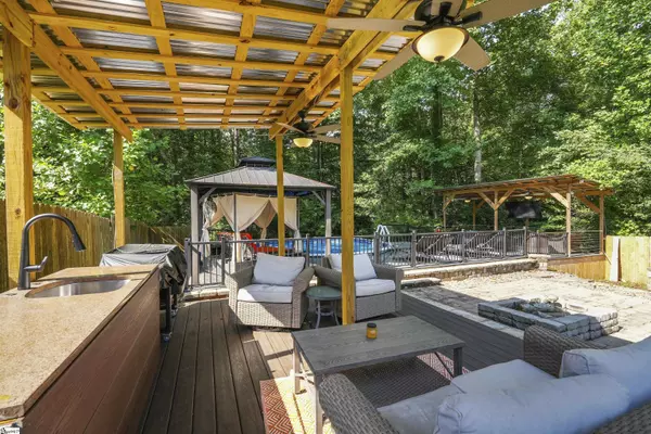 Easley, SC 29640,110 Woody Lane