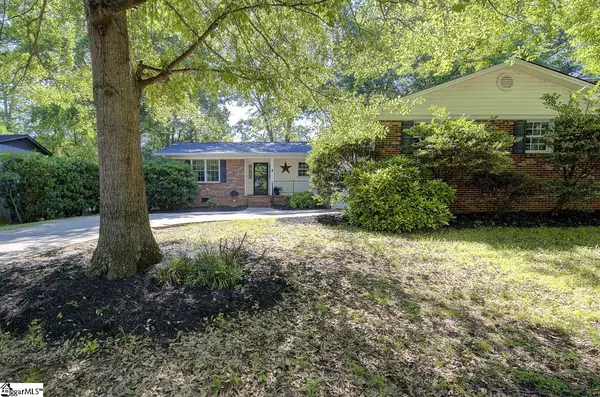 8 Meredith Lane, Greenville, SC 29607