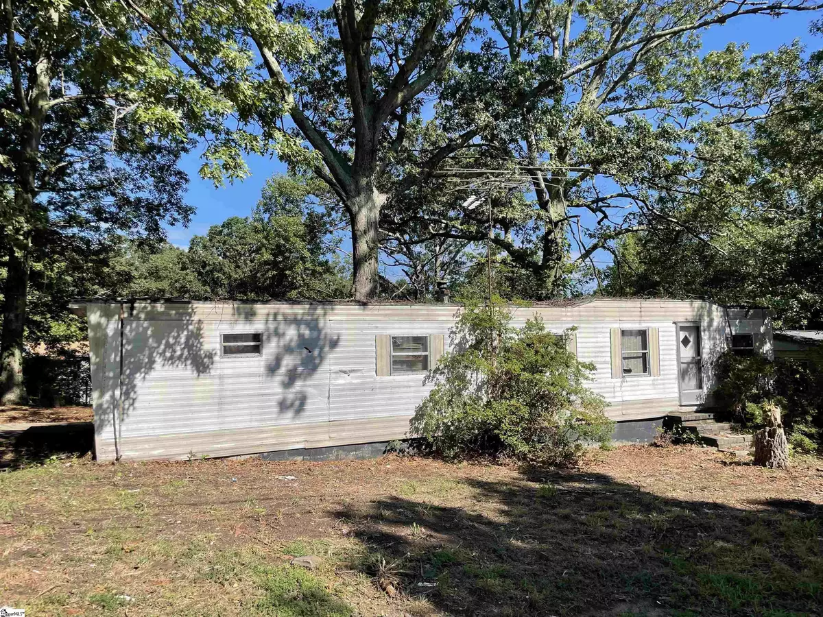 Pacolet, SC 29372,660 Dogwood Circle
