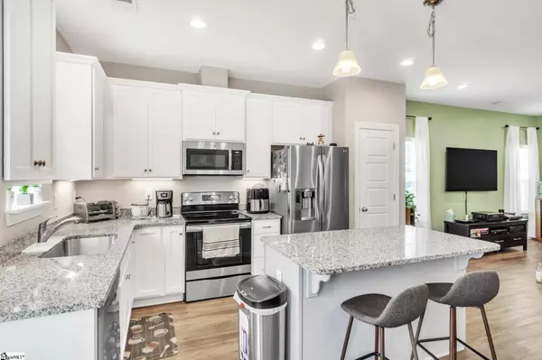 Taylors, SC 29687,123 Bluet Lane