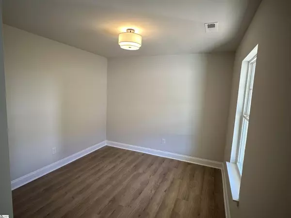 Liberty, SC 29657,104 Forest Drive