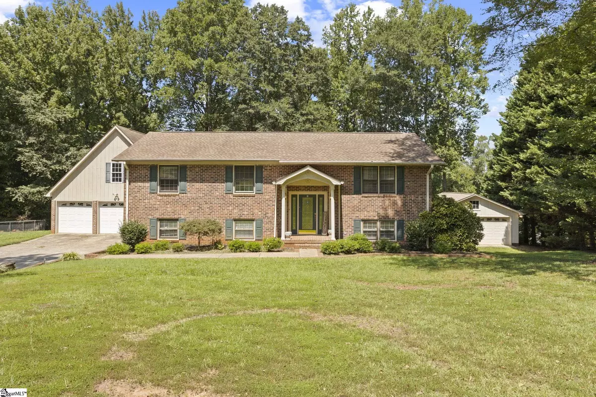 Greer, SC 29651,32 Country Club Drive