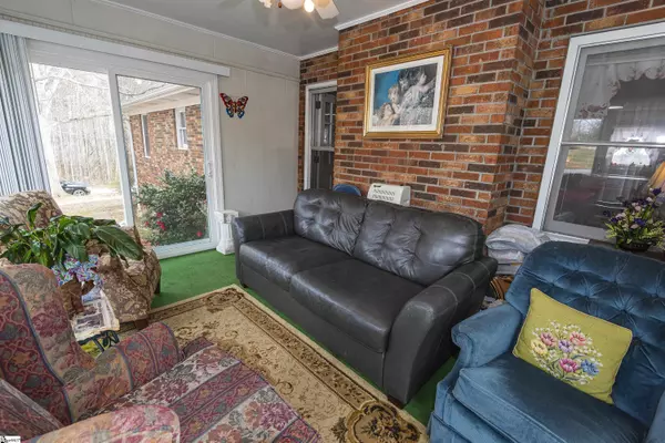 Landrum, SC 29356,500 W Rutherford Street