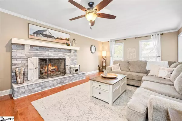 Easley, SC 29642,203 Kensington Road